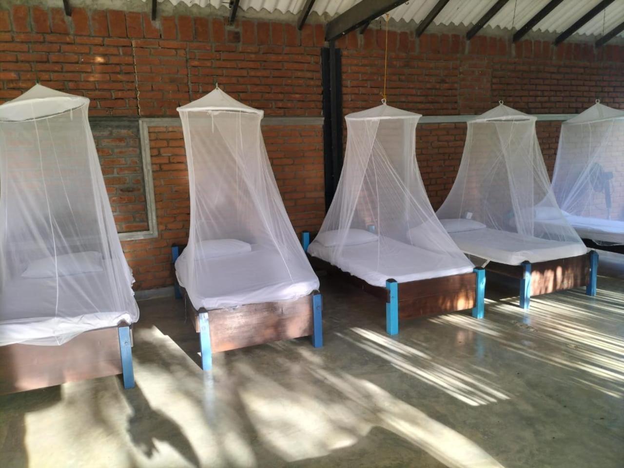 Yala Ying Yang Hostel & Camping Exterior photo